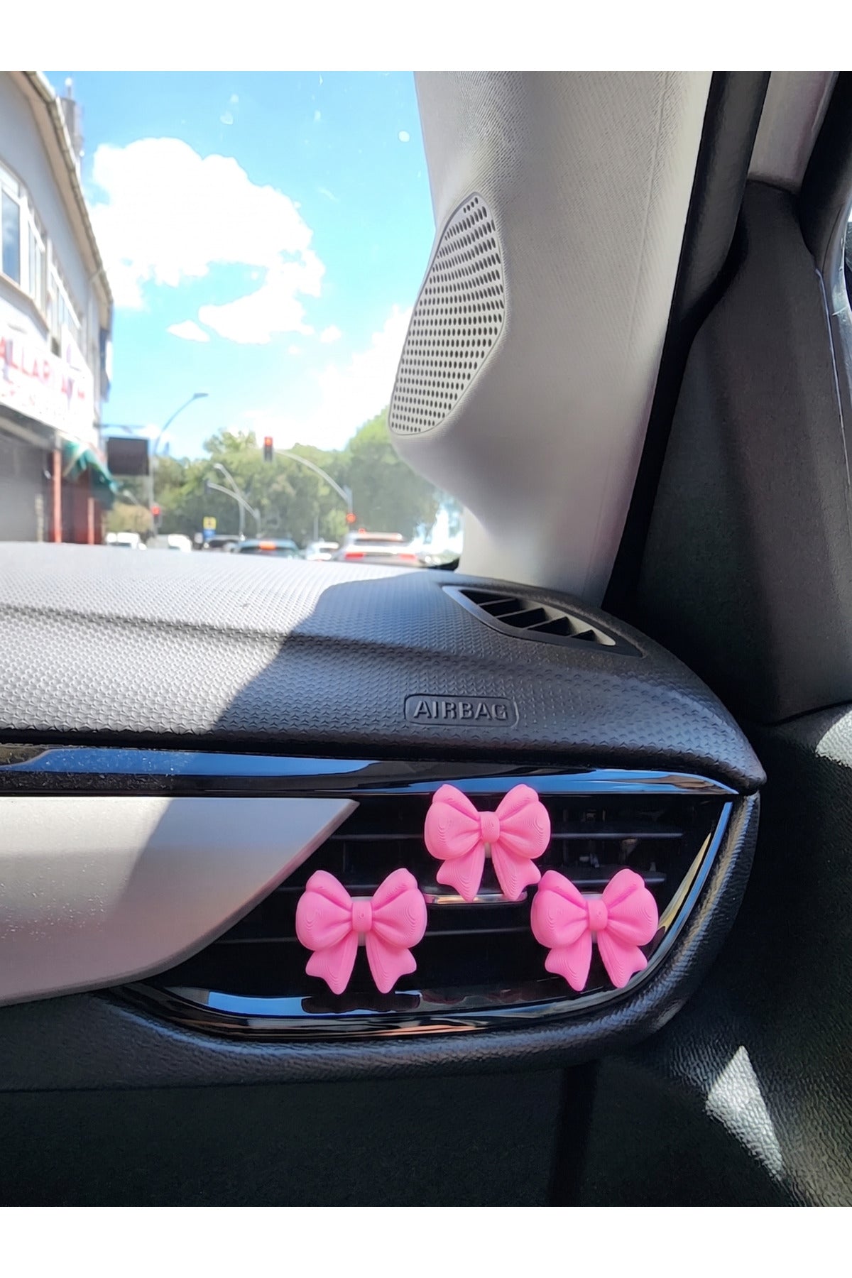 Pembe Kurdele Araba Klima Süsü - Pembe Fiyonk Torpido Süsü Torpido Aksesuar Klipsli 1 Adet