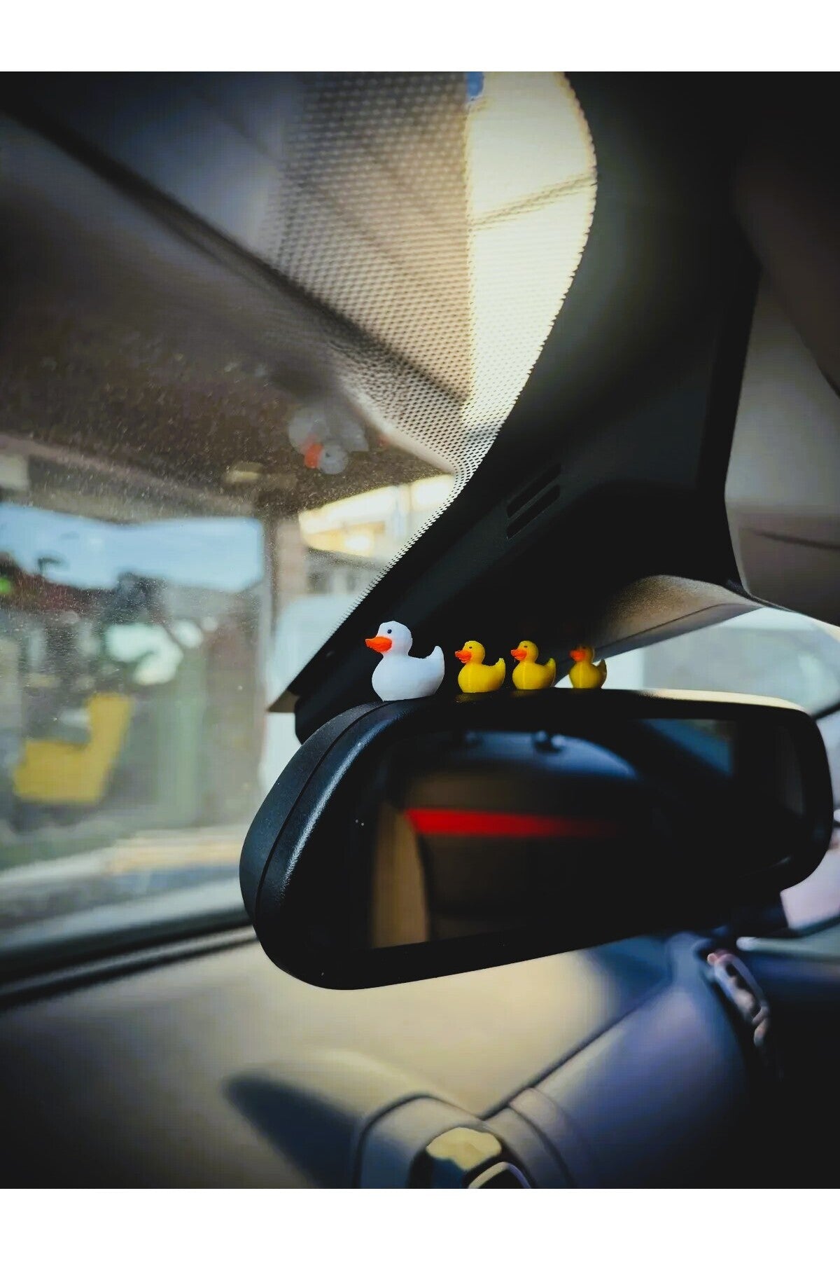 4 Parça Sevimli Ördek Ailesi Dikiz Aynası Süsü - Dekoratif Obje Torpido Süsü Araba süsü Figür