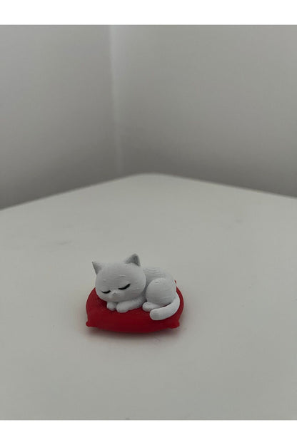 Yastık Üstünde Yatan Sevimli Mini Kedi Torpido Süsü - Yastıkta Üstünde Uyuyan Kedi Araba Süsü Dekor